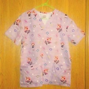 "Strawberry Shortcake" (shopping & posing) Lt. Purple short sleeve Vneck *scrub